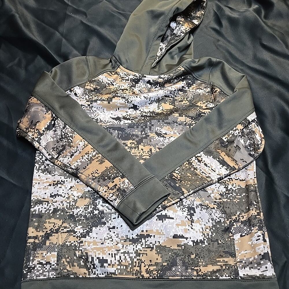 Huntworth Boy's Size L Pullover Hoodie Camoflauge